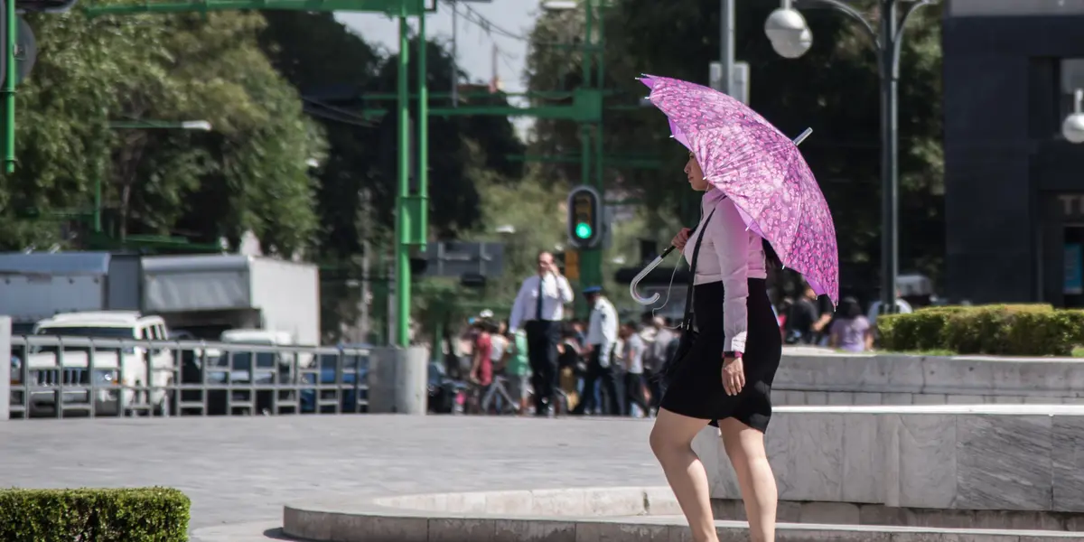 Este viernes continuará el ambiente caluroso en la Ciudad de México y con altos índices de radiación UV. De hecho, algunas alcaldías están en Alerta Amarilla por pronóstico de temperaturas altas.