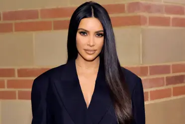 Kim Kardashian se ha vuelto fan de usar joyería de fantasía por una terrible razón 