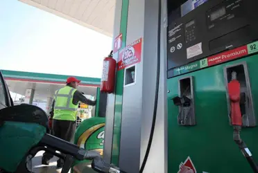 A nivel nacional, la gasolina magna tiene un precio promedio de 21.43 pesos por litro, mientras que la premium está en 23.25 pesos, y el diésel en 22.88 pesos
 
