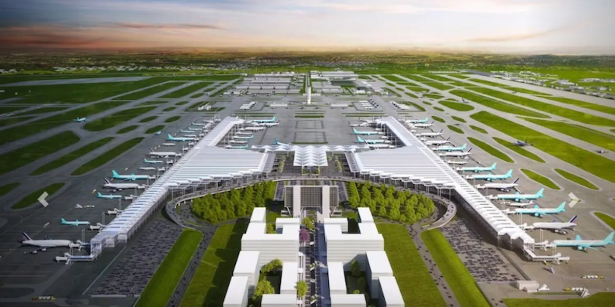 Acceder al futuro aeropuerto de la CDMX exige entre una y dos horas, además de pagar un peaje. Pero ¿cómo será en transporte público? El Gobierno quiere extender el tren suburbano y construir tramos de autopistas para reducir el tiempo.