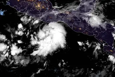 Además, resaltó que habría descargas eléctricas en Chihuahua, Coahuila, Durango, Zacatecas, Veracruz, Puebla, Guerrero, Oaxaca, Chiapas, Campeche, Yucatán y Quintana Roo.