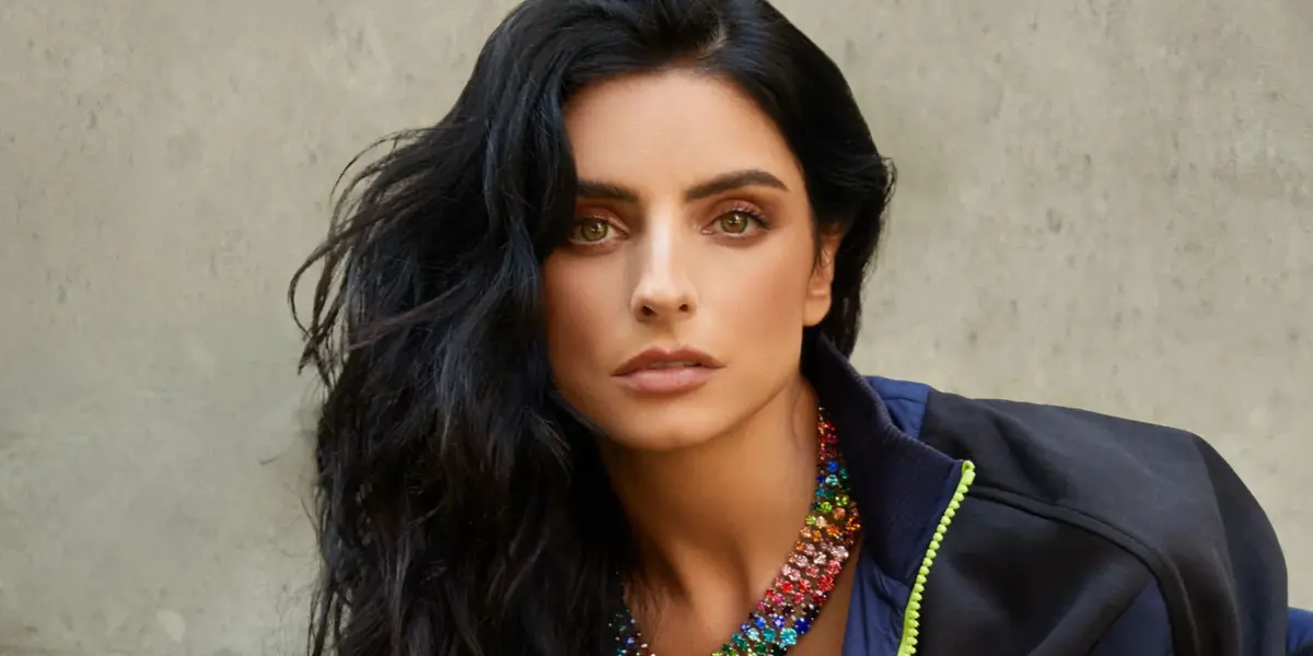 Aislinn Derbez tiene un defecto que hace que se enamore fácilmente