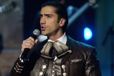 Alejandro Fernández no quiere que deje de sonar su canción hasta que se retire de los escenarios