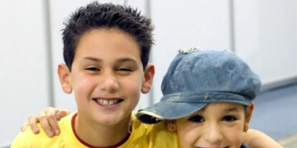 Alejandro Speitzer y su personaje en la serie de la Familia P. Luche