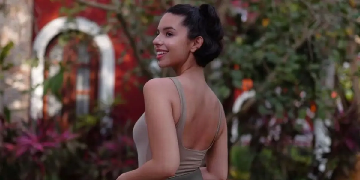 Ángela Aguilar no sólo tiene talento para la música y también lo demuestra en estos deportes