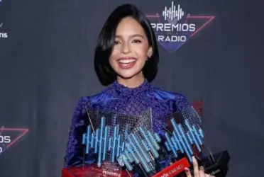 Ángela Aguilar utilizó un curioso vestido en el que ocultó este mensaje