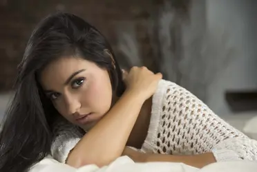 Aseguran que Andrés Tovar habría ofrecido un millón de pesos a Claudia Martín para que su esposa deje de hablar mal de la ex Rebelde.