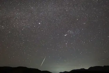 Aunque la lluvia de estrellas Líridas inicia desde el sábado 16 y concluye hasta el día 25 de abril, hay un día específico en el que se puede apreciar en todo su esplendor.