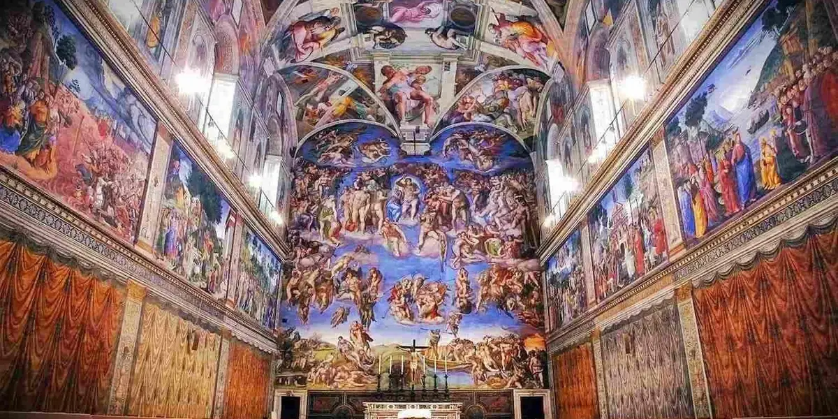 Ayer por la mañana la exhibición se mantuvo cerrada debido a la acumulación de agua en el lobby derivado de la lluvia que se registró el viernes por la noche, en la Ciudad de México.