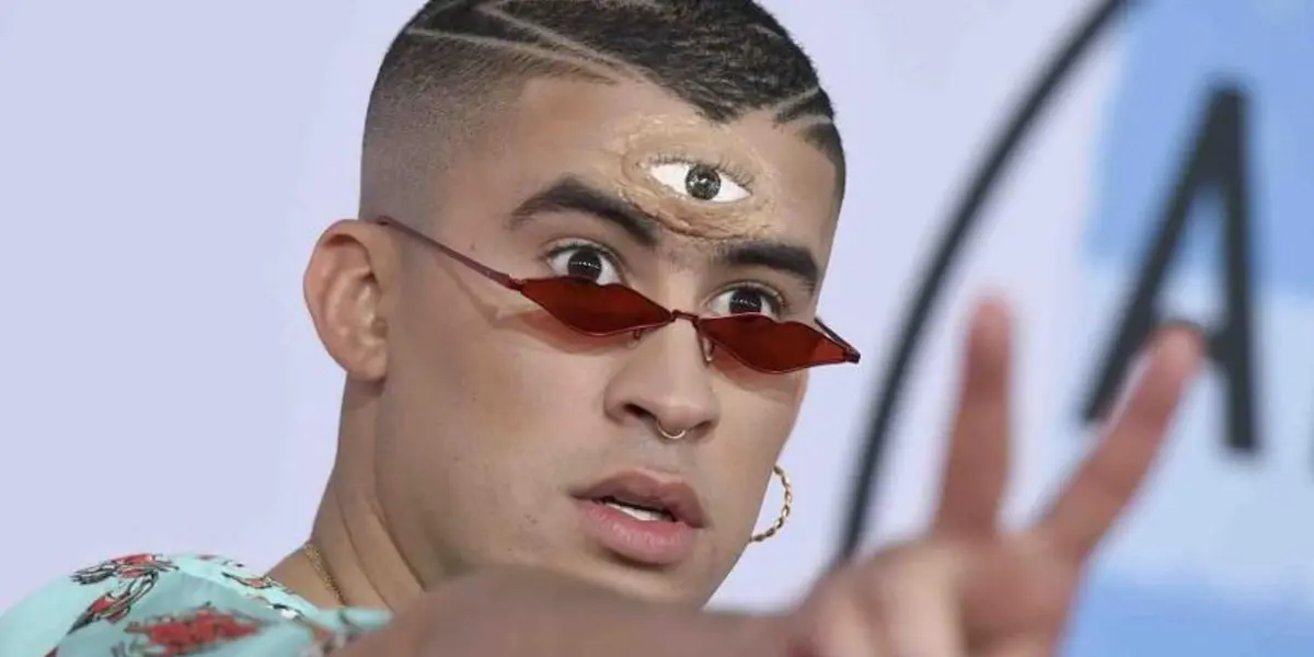 Bad Bunny es uno de los artistas de reggaetón más famosos que tuvo prohibido este género en su niñez