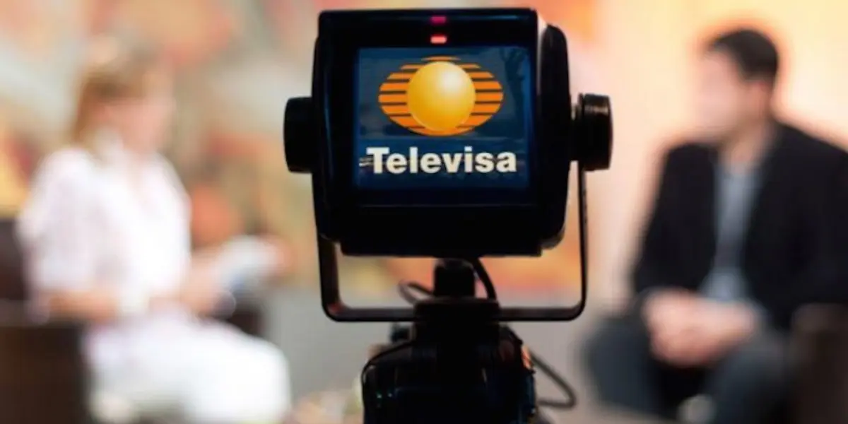 Cámara grabando un show (Fuente: Desinformémonos)