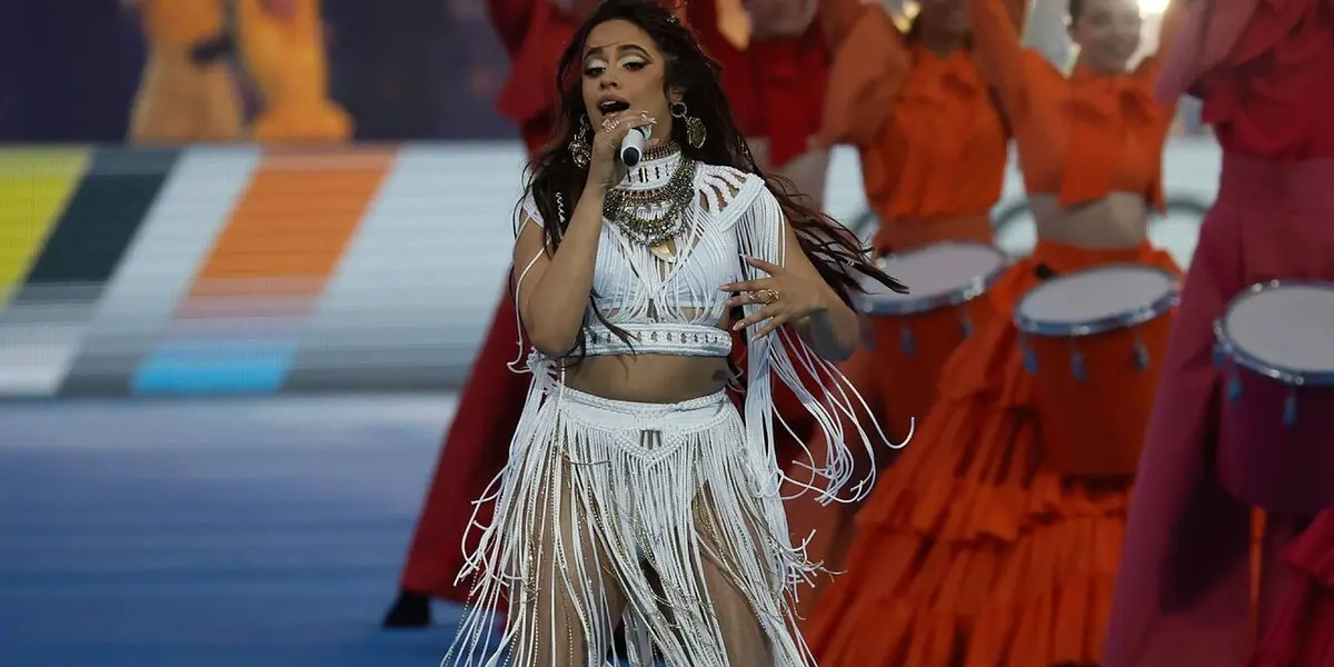 Camila Cabello se hizo tendencia en redes después de que circularán unas fotografías de su figura que causaron revuelo, aunque no es la primera vez que lo hace.