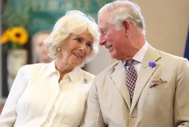 Camila Parker tiene el limbo su futuro en la realeza británica y fallece el rey