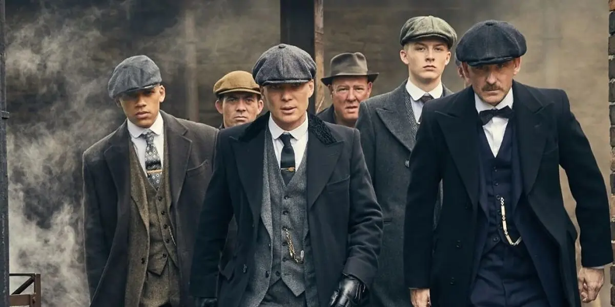 Cillian Murphy está de regreso como Tommy Shelby, en esta temporada busca un medio para que el clan titular con sede en Birmingham finalmente descanse.