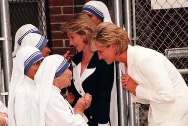 Conoce cual fue el regalo que Lady Di se llevó a la tumba