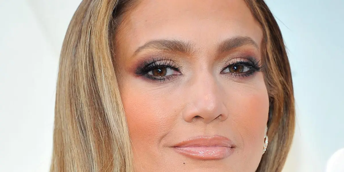 Conoce el éxito icónico de Jennifer López que incomoda a una famosa pareja del medio artístico.