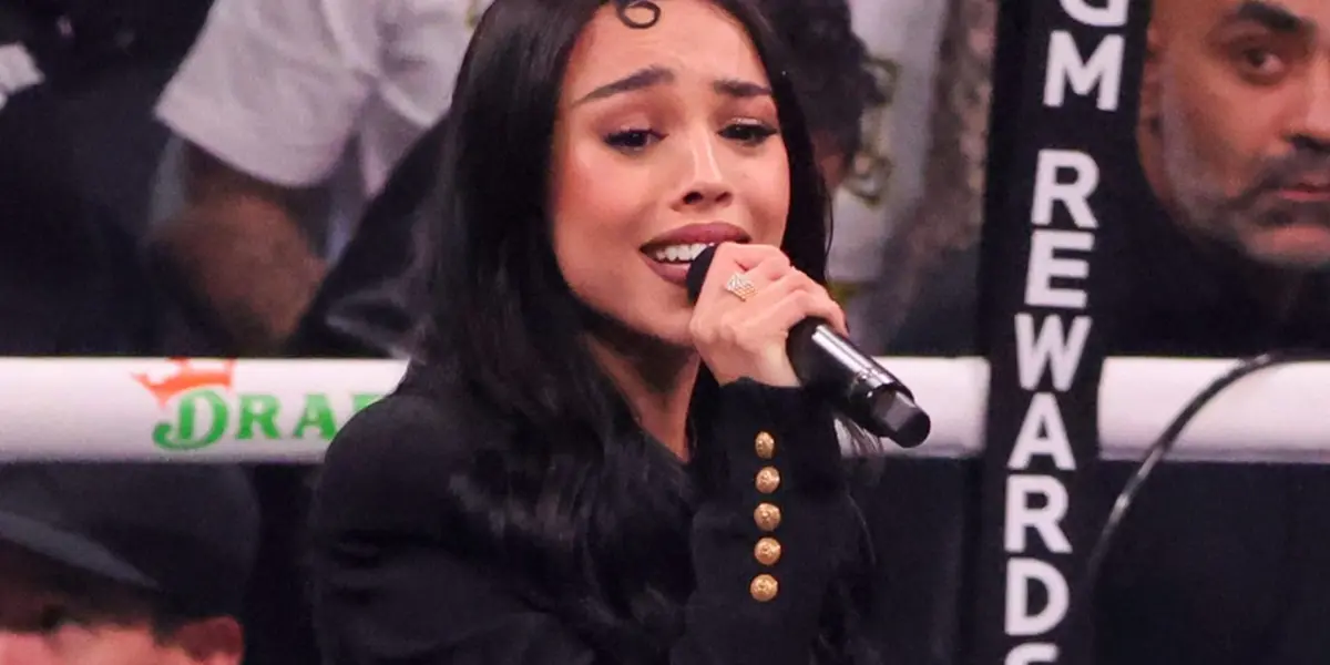 Conoce en donde se equivocó Danna Paola al interpretar el himno nacional