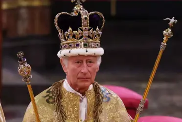Conoce la aterradora presencia en la coronación de Carlos III