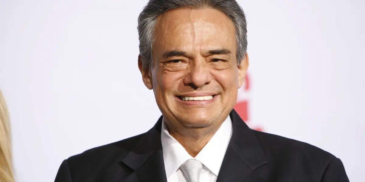 Conoce la emotiva canción perdida que nadie recuerda de José José