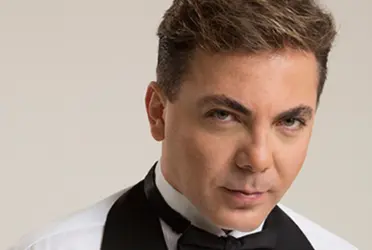 Conoce la extraña y curiosa forma de calentar de Cristian Castro previo a sus shows