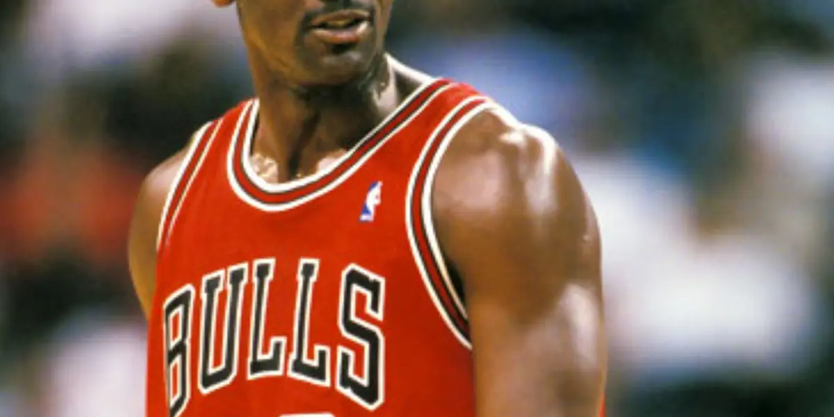 Conoce la lujosa mansión a la venta de Michael Jordan
