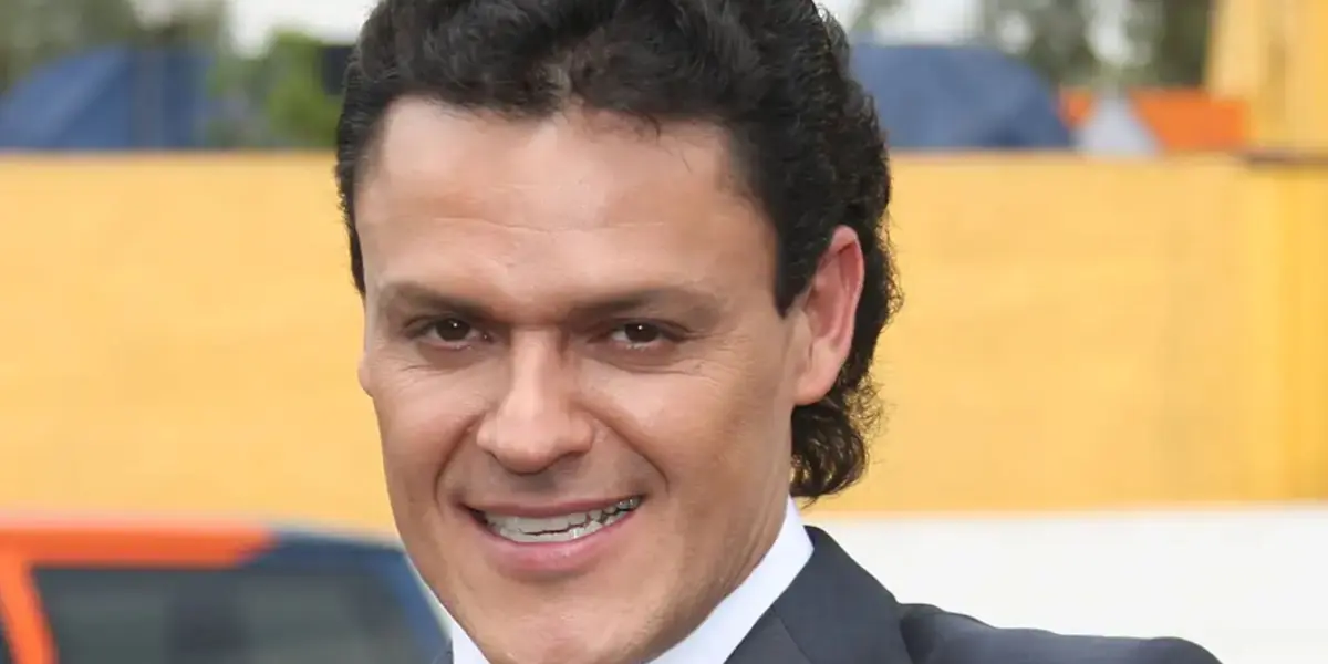 Conoce la razón por la cual Pedro Fernández evita sus visitas a los aeropuertos