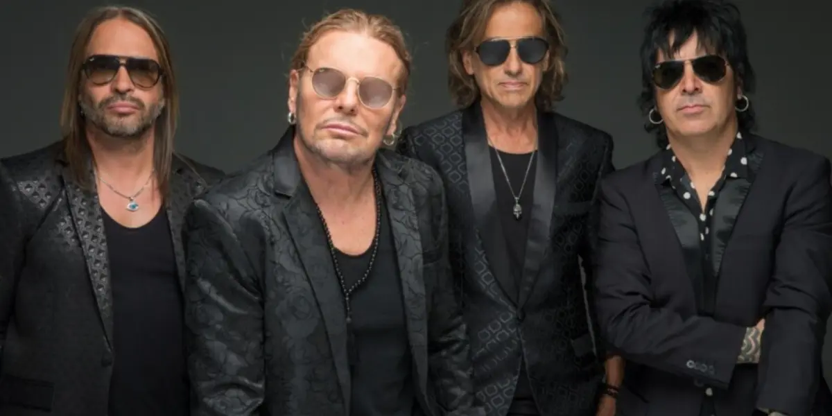 Conoce la trayectoria por la que tuvo que pasar el grupo musical hasta llegar a establecer el nombre reconocido de la banda.