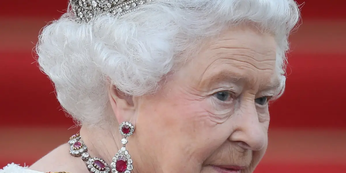 Conoce las reglas que debías seguir para conocer a la Reina Isabel II