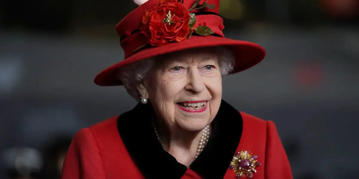 Conoce porque la comida favorita de la Reina Isabel II tenía que llegar hasta su casa