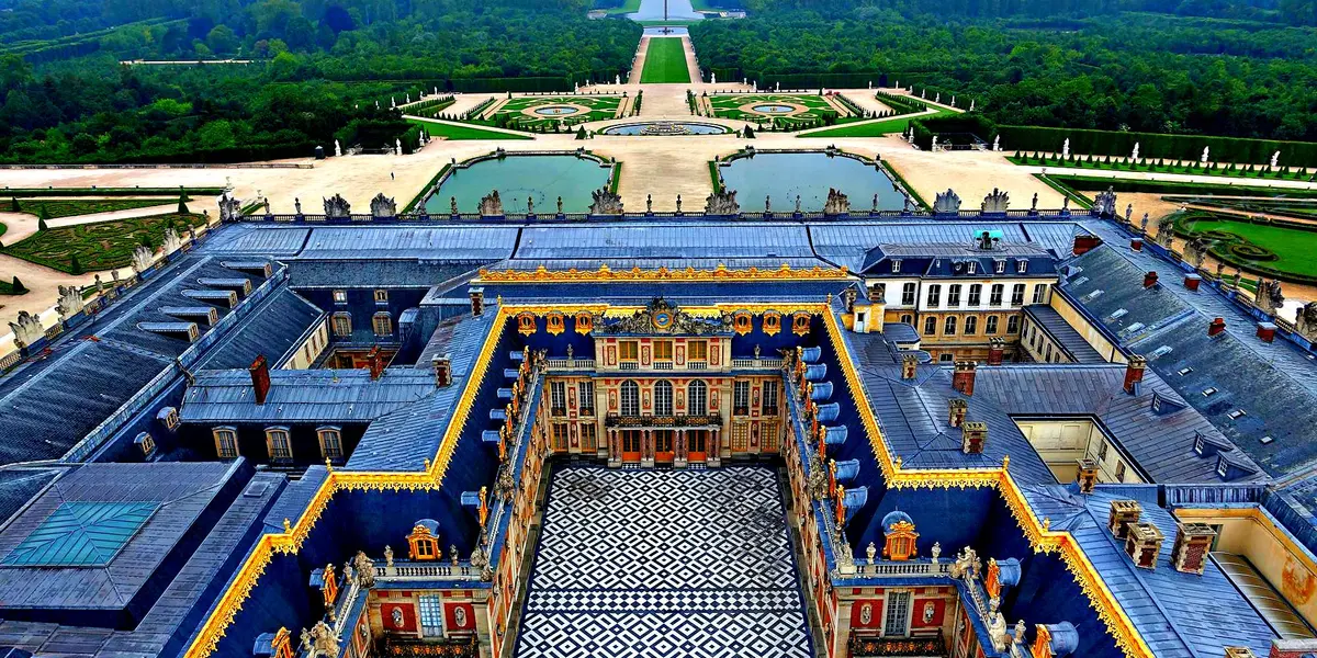 El increíble precio para pasar una noche en el Palacio de Versalles