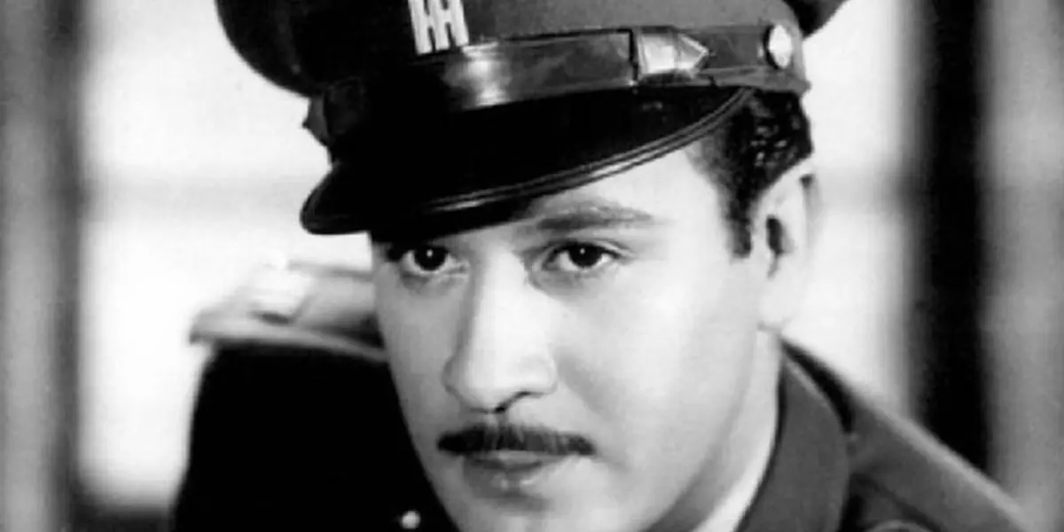 Descubre cual fue la marca de tequila que Pedro Infante sacaba en sus películas