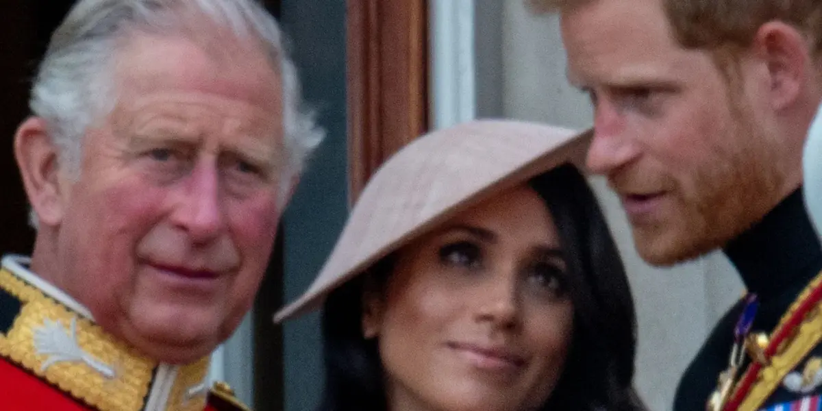 Descubre la mansión que el rey Carlos III le recogió a Harry y Meghan