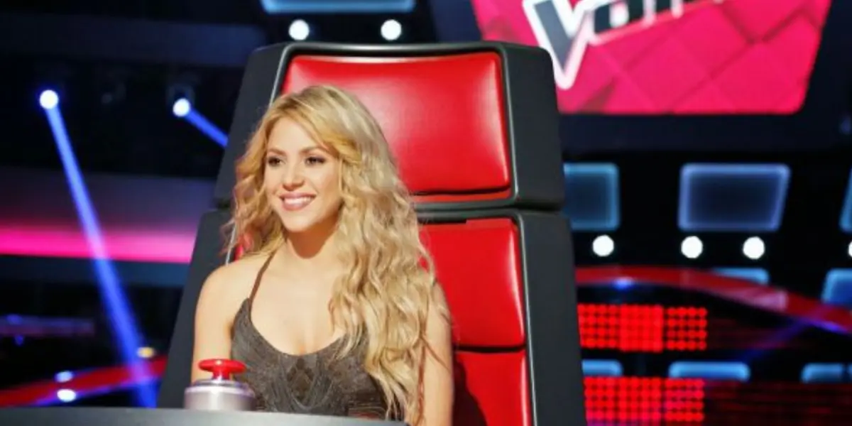 Descubre lo que cobró Shakira por ser coach en el programa musical “La voz”