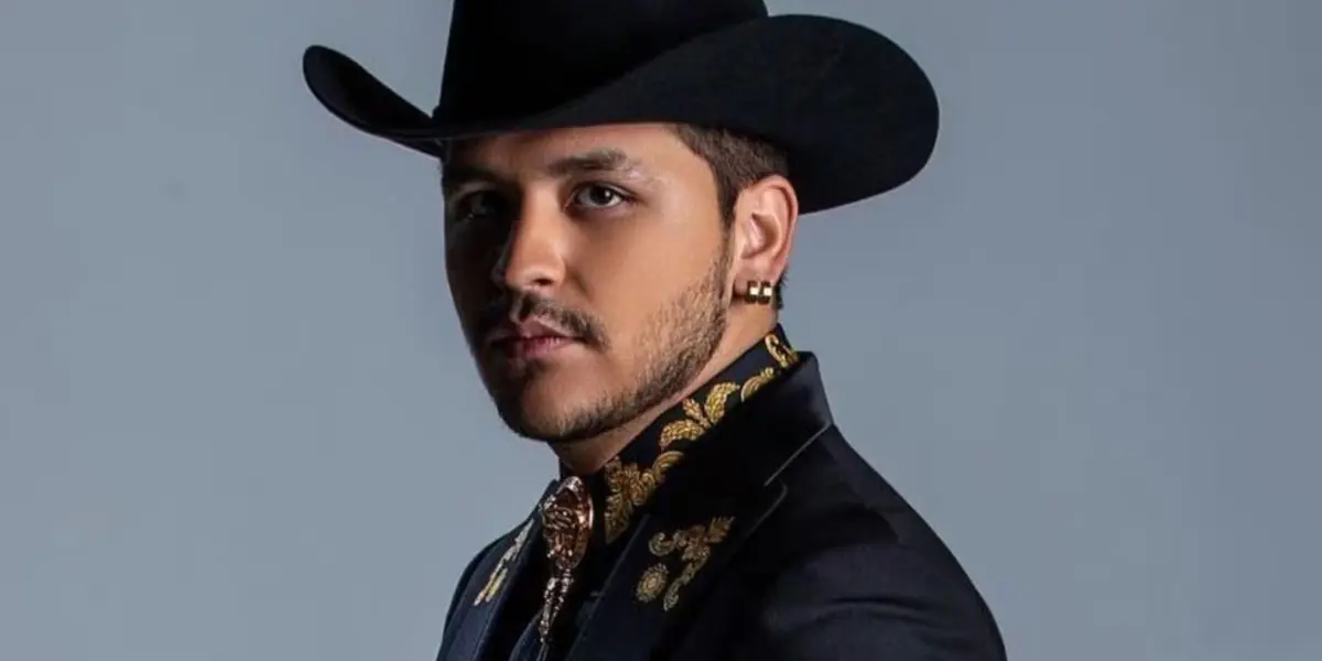 Descubre lo que le cuesta eliminarse los tatuajes del rostro a Christian Nodal