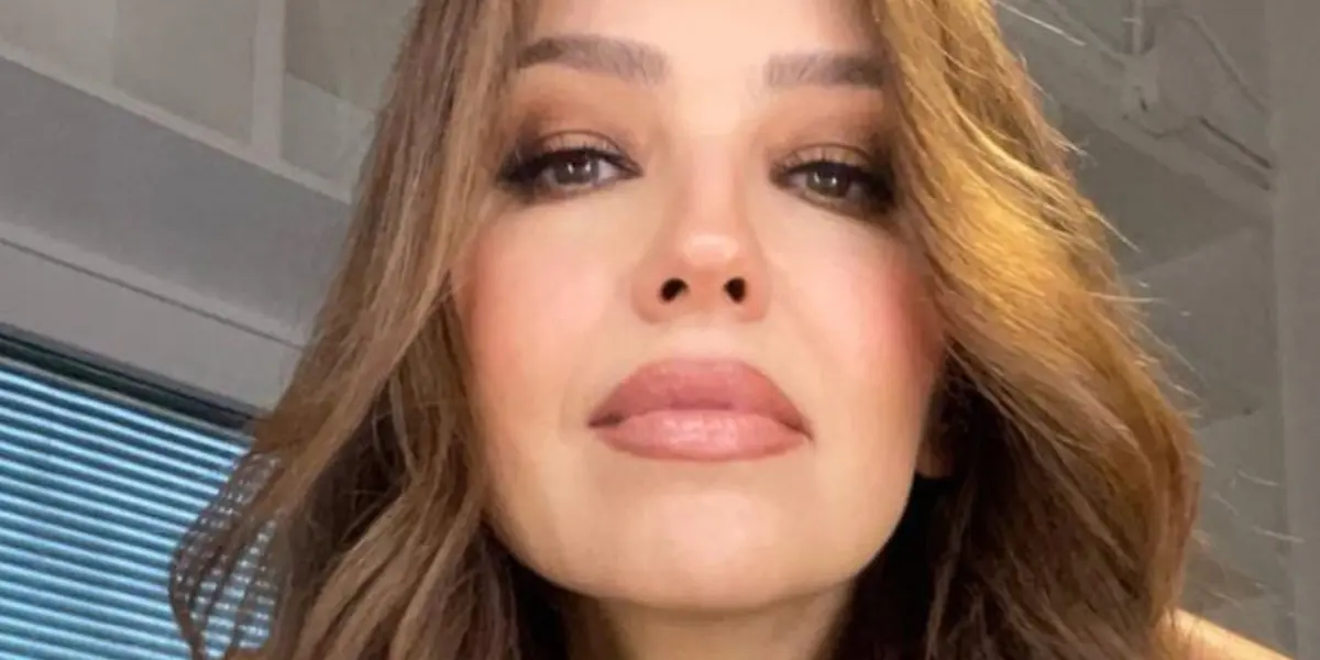 Descubre porque los compañeros de Thalía detestan besarla