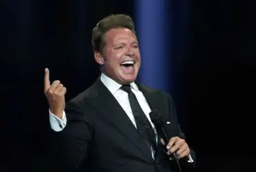 Descubre porque Luis Miguel viste de negro durante sus conciertos