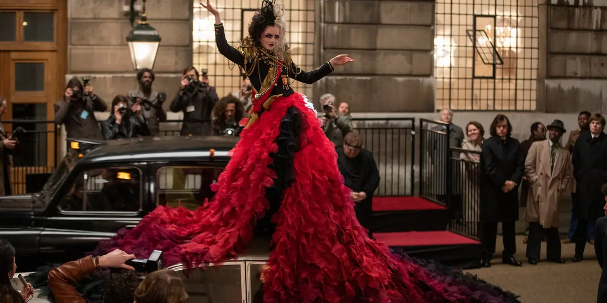 Dinsey escogió algunas organizaciones para ayudar con los vestuarios, entre ellas una mexicana.