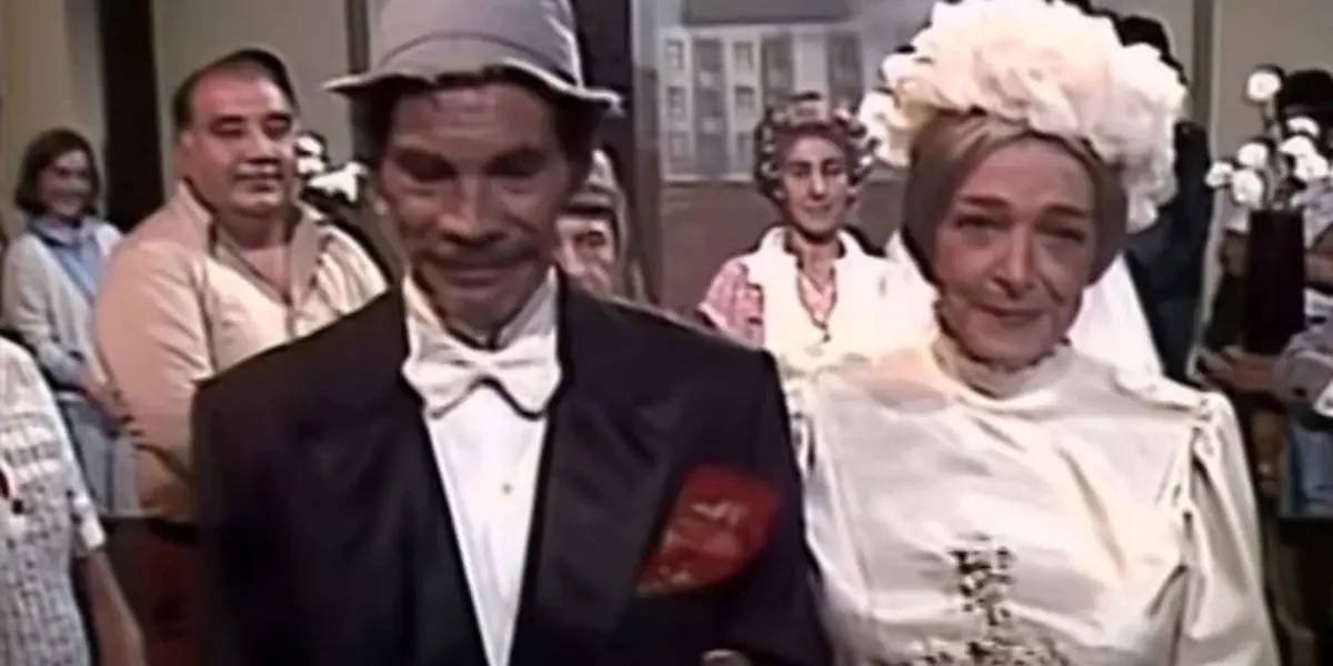 Doña Clotilde siempre estuvo enamorada de Don Ramón quien no se cansaba de rechazarla