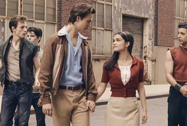 El amor no es color rosa, y se debe luchar. Eso lo deja claro la historia de West Side Story. Los protagonistas de esta producción son Tony (Ansel Elgort) y María (Rachel Zegler),