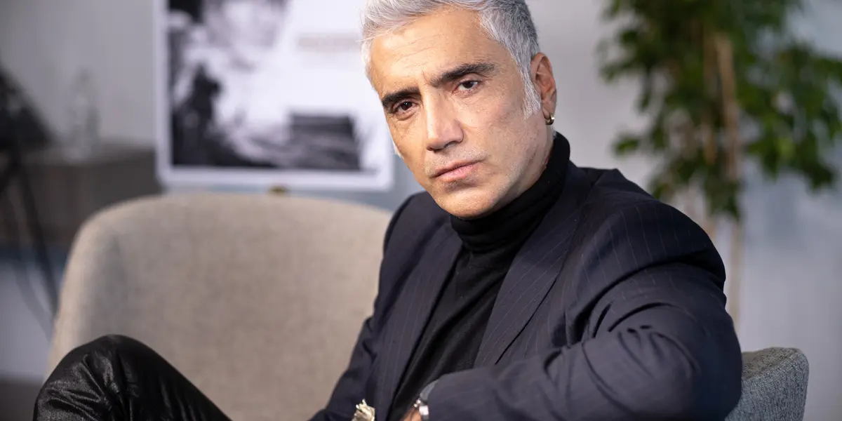 El cantante confesó durante una entrevista para 'Venga la alegría' que siempre tuvo mayor interés por la actuación que por la música.