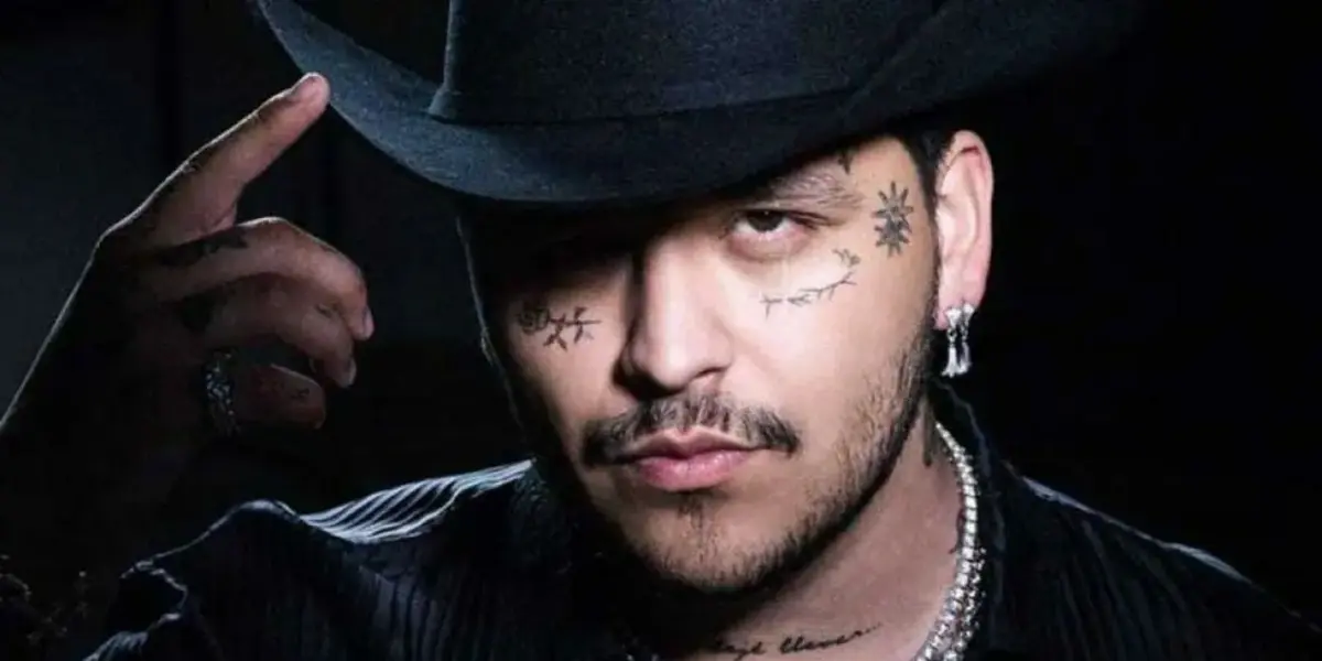 El cantante vivió una aterradora situación en una de sus transmisiones en vivo
