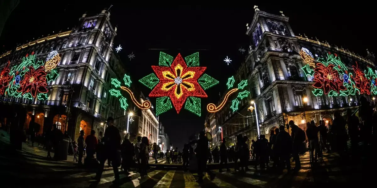 El horario de actividades de la verbena navideña será de 12:00 horas a las 21:00 horas en días regulares; el 24 y 31 de diciembre operará de 12:00 horas a 17:00 horas. El 25 de diciembre será de las 17:00 horas a las 21 horas.