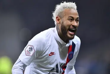 El jugador brasilero luce muy diferentes a sus inicios debido a estar modificación.