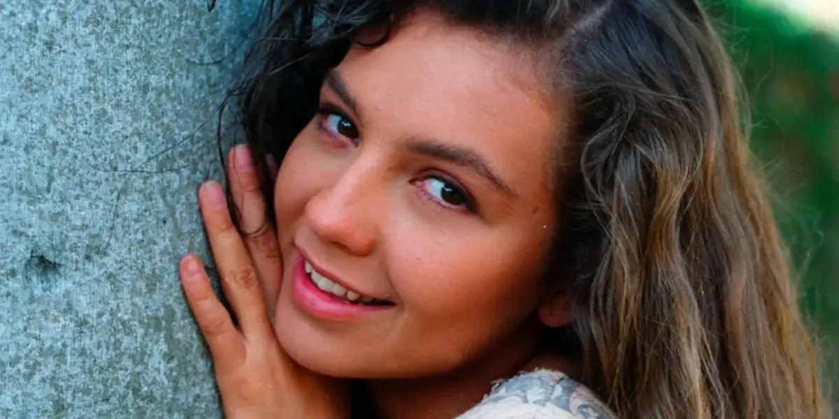 El largo proceso que se lleva a cabo para la transformación de la protagonista de le telenovela, lo dio a conocer recientemente Thalía en sus redes sociales.