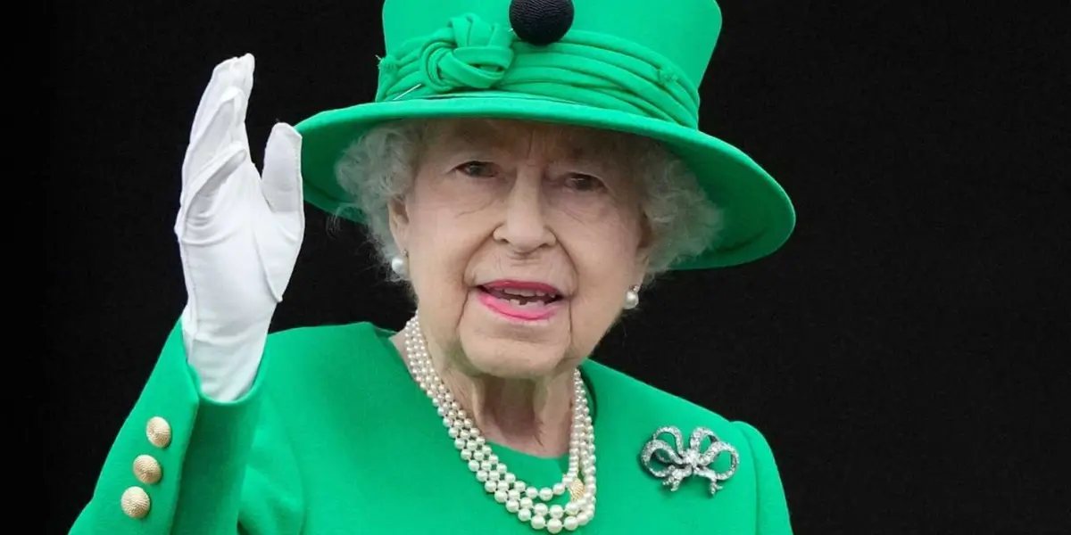 El millonario regalo que sorprendió a la Reina Isabel II por sus 70 años en el trono