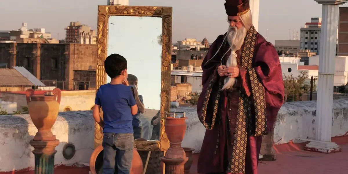 El Palacio de las Vacas se convierte en la Escuela Hogwarts de Magia y Hechicería para recrear algunas escenas de la cinta que se estrenó en 2001.