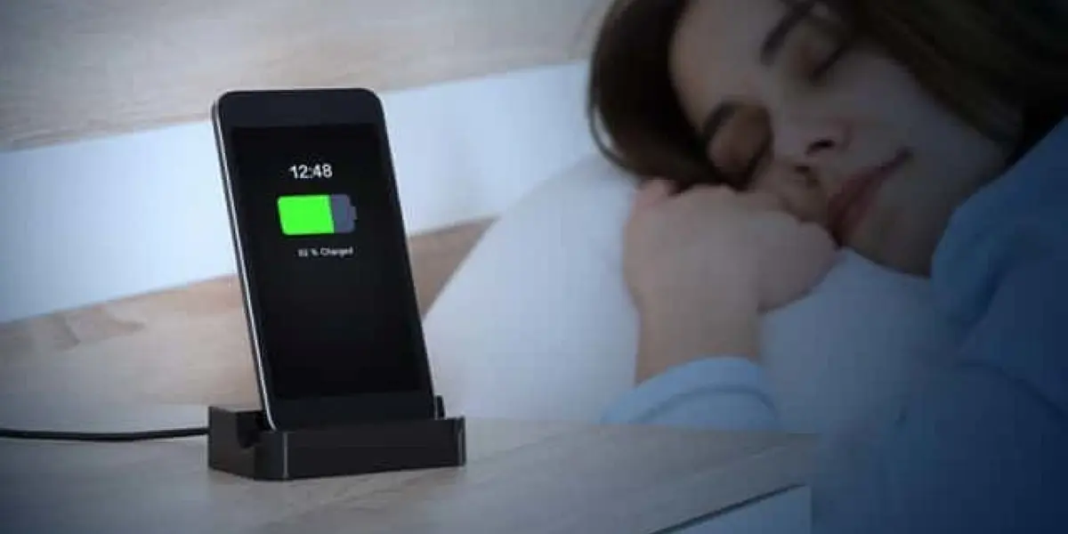 El problema es que en muchos casos una tarea tan simple puede dañar el dispositivo y a continuación te decimos por qué.