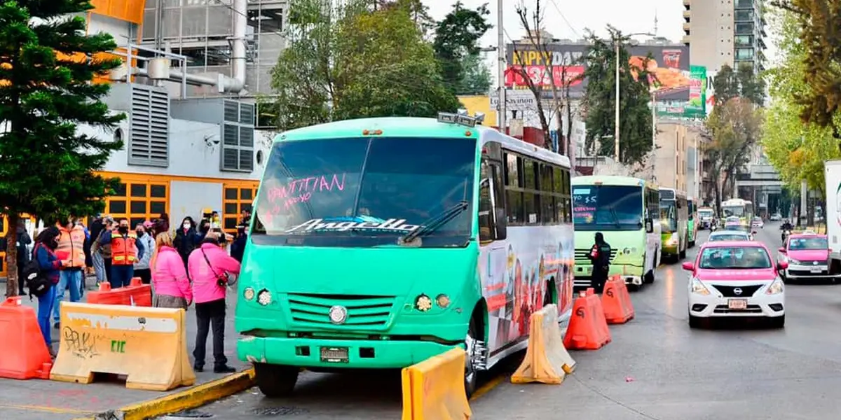 El secretario de gobierno, Martí Batres, señaló que en las mesas de trabajo con líderes del transporte público concesionado se priorizará atender las demandas.