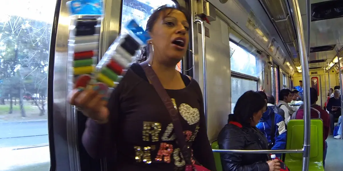 El Sistema de Transporte Colectivo (STC) Metro de la Ciudad de México informó que concluyeron las acciones para liberar espacios de comercio informal en 66 estaciones del servicio.