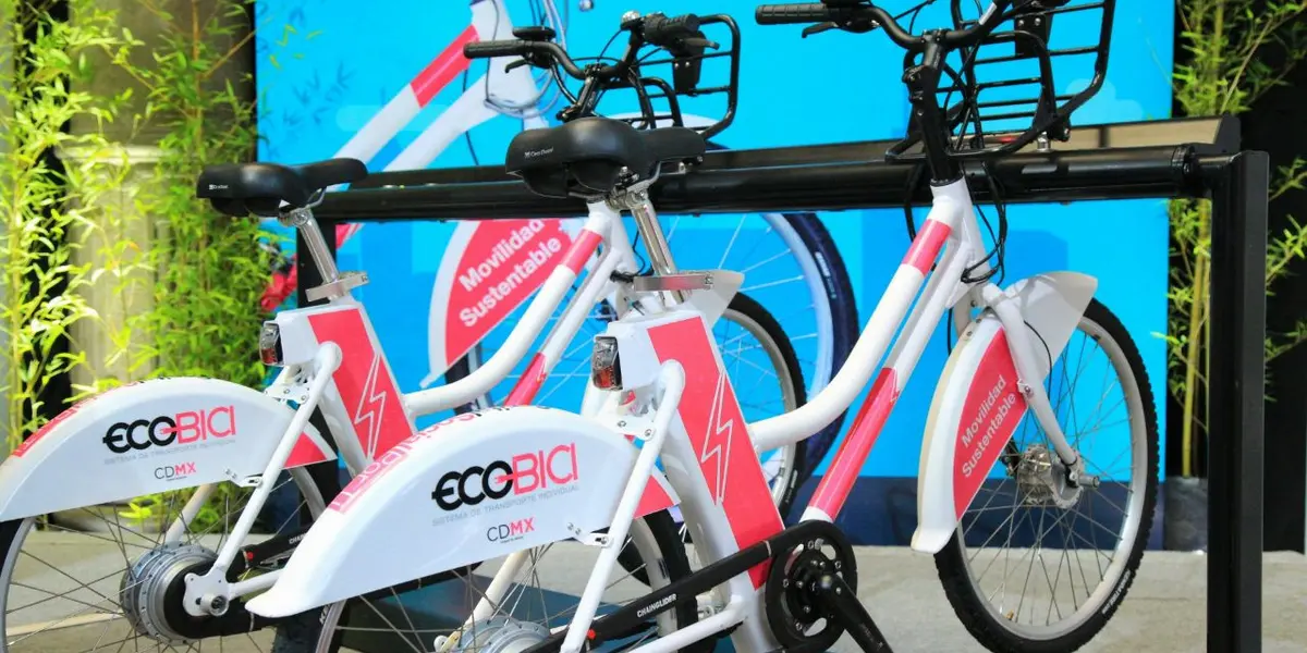 El sistema Ecobici conmemoró está semana 12 años de iniciar operaciones en la Ciudad de México, con más de 74 millones de viajes contabilizados y 362 mil personas que utilizan las bicicletas